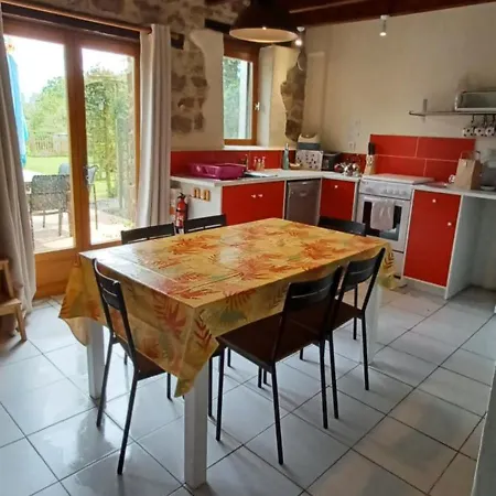 At La Maison Sans Souci *